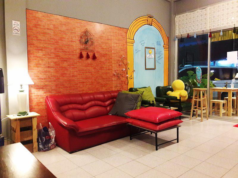 Ama Phuket Hostel Экстерьер фото