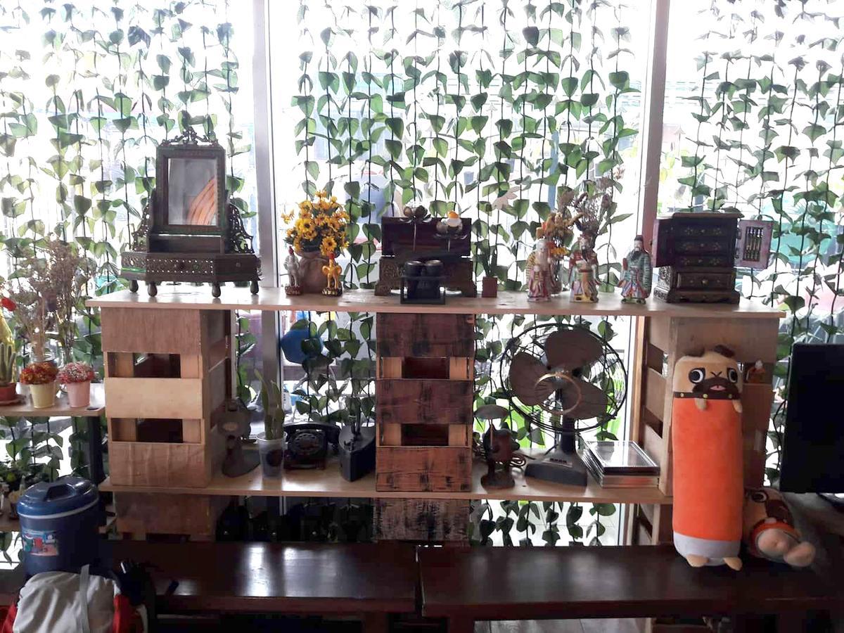 Ama Phuket Hostel Экстерьер фото